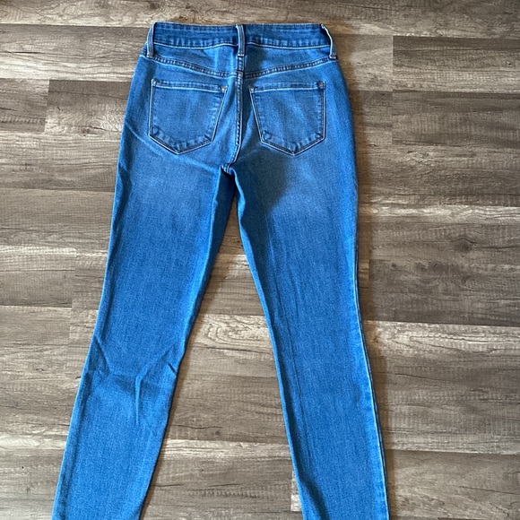 Old Navy Pop Icon Skinny jeans size 00 - Picture 12 of 13